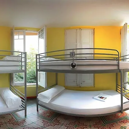 Hostel Garden House By Feetup *